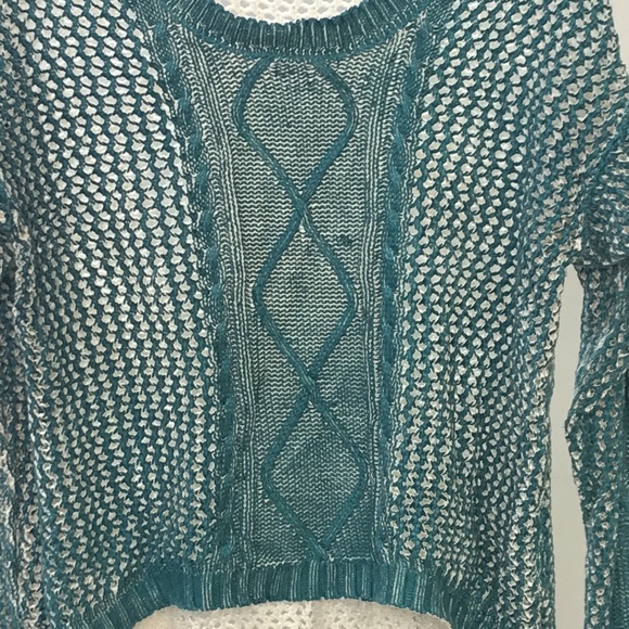 A.N.A brand Ladies Green & White Sweater - Picture 2 of 10